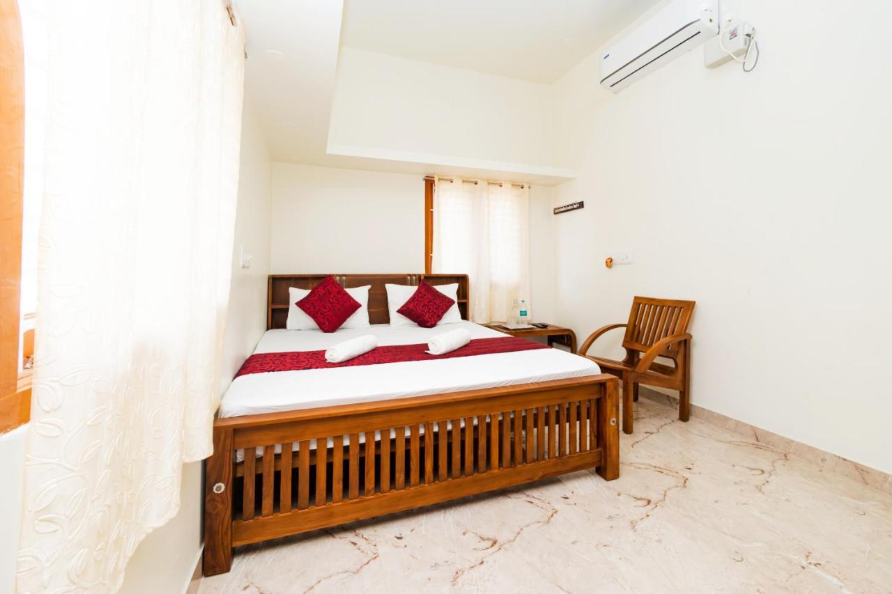 Bairava Bliss Inn ราเมศวาราม ภายนอก รูปภาพ